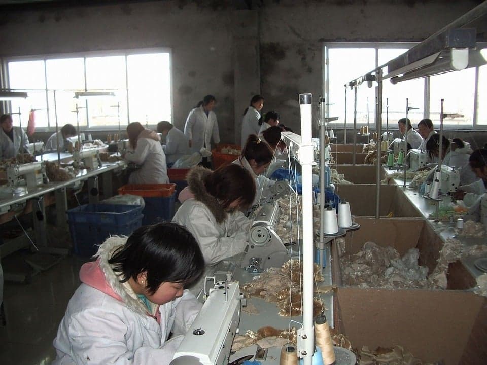 Working Conditions in the Textile Industry Image