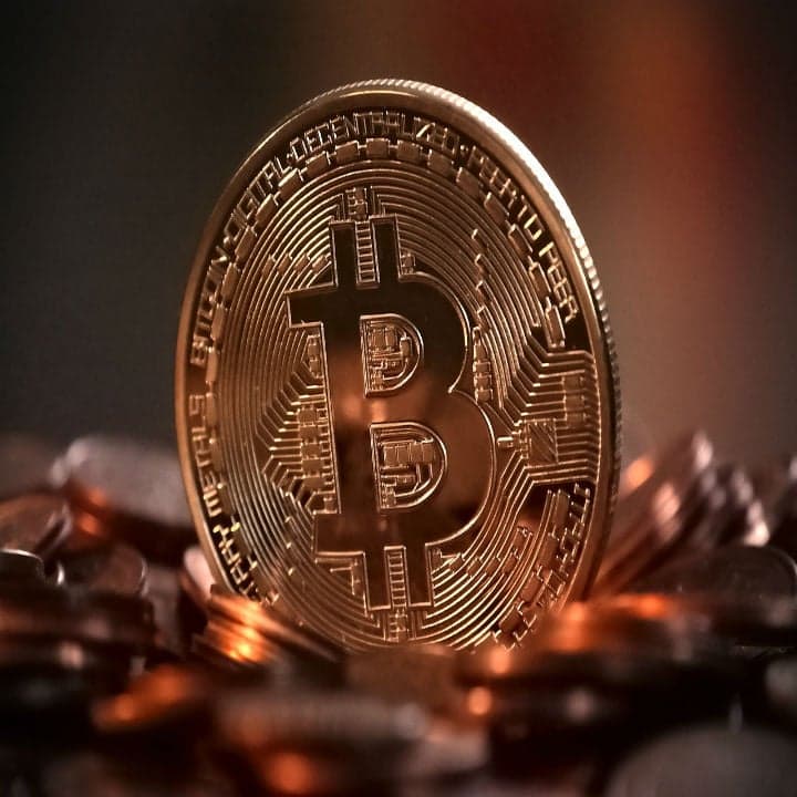 Bitcoin to Hit $10,000 Record High Image