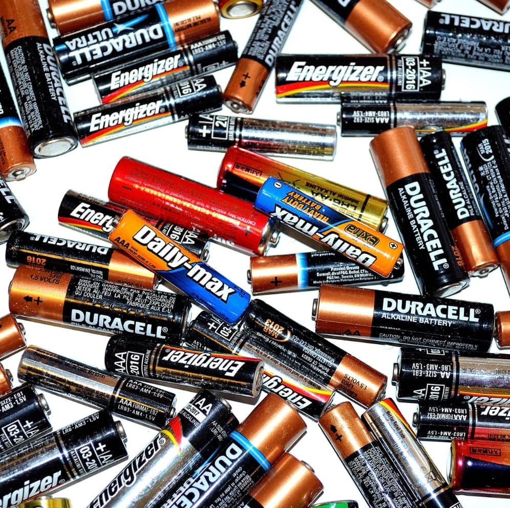 The source deals batteries