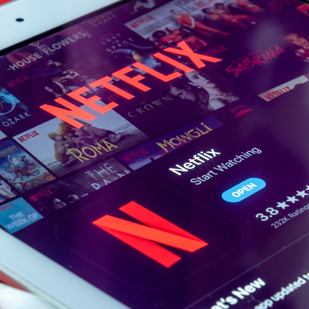 Netflix Takes its Biggest Fall Since 2004 - What This Means For Streaming Services Image