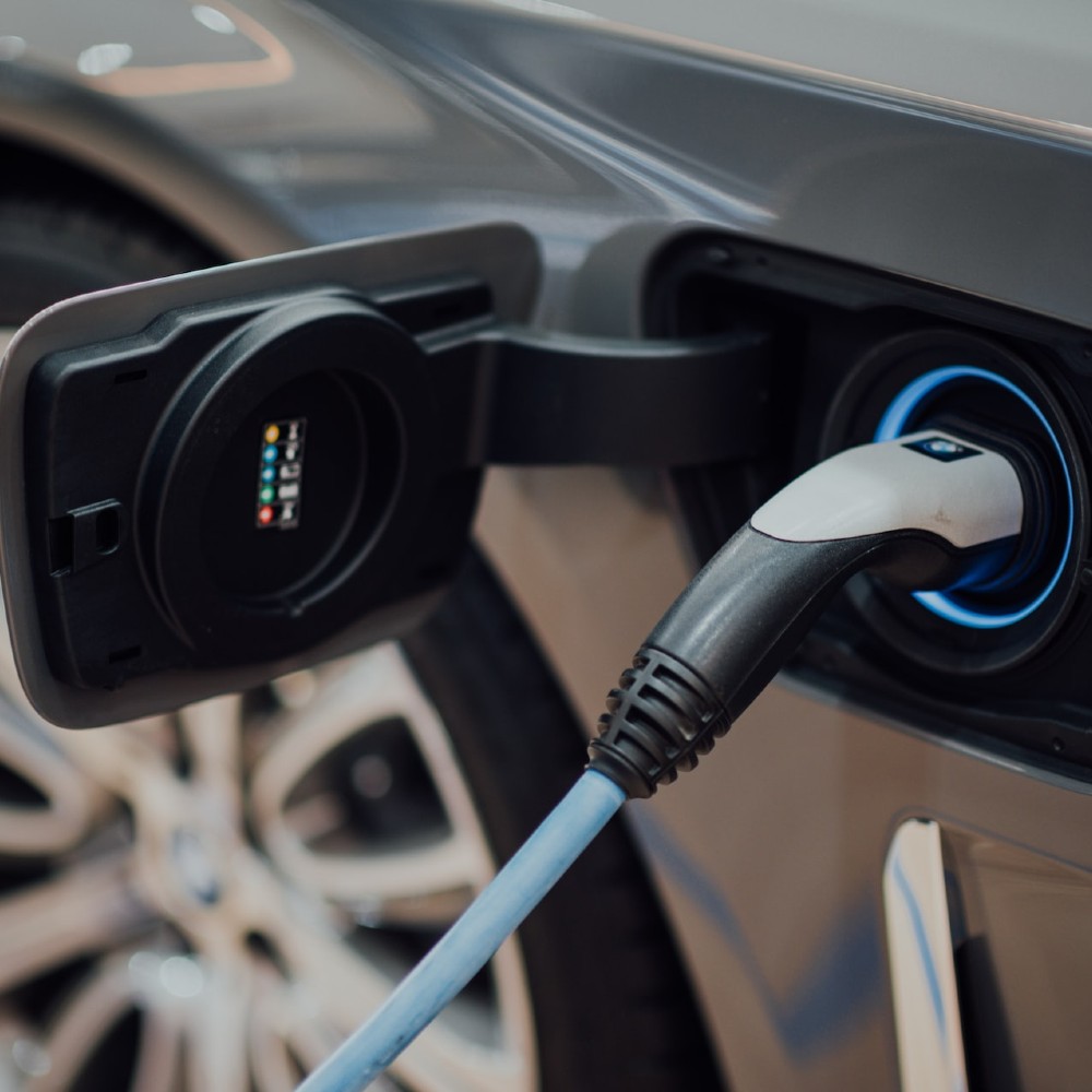A Look Into the Current State of the Electric Vehicle Industry 